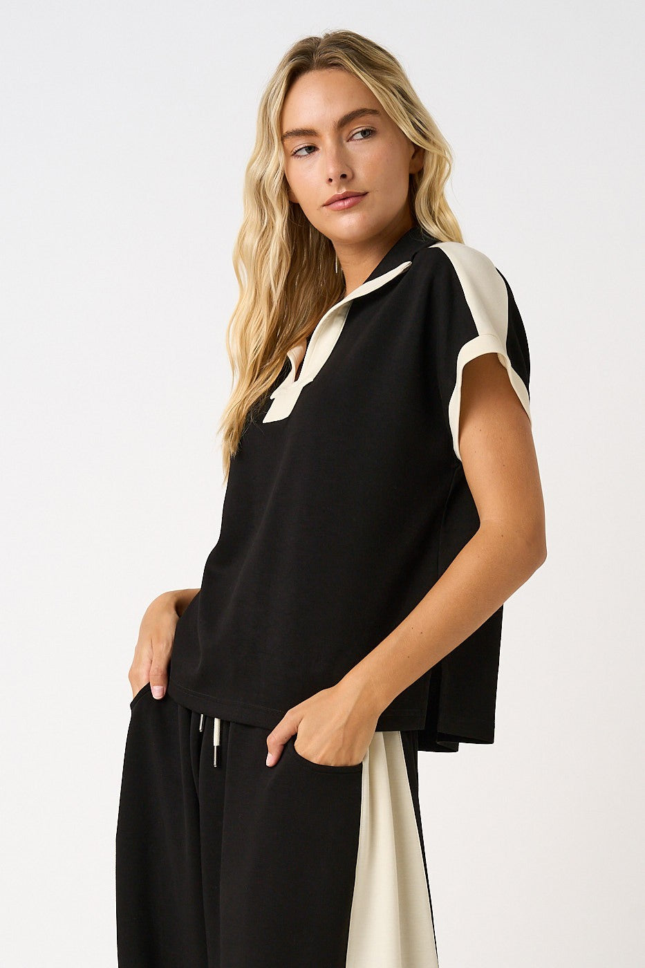 Cloud Knit Contrast Stripe Polo Top