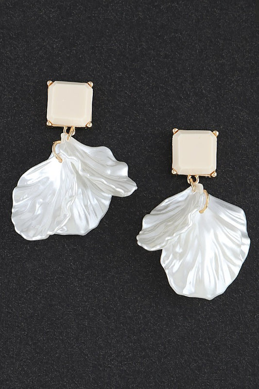 Pretty Pearl Petal Earrings