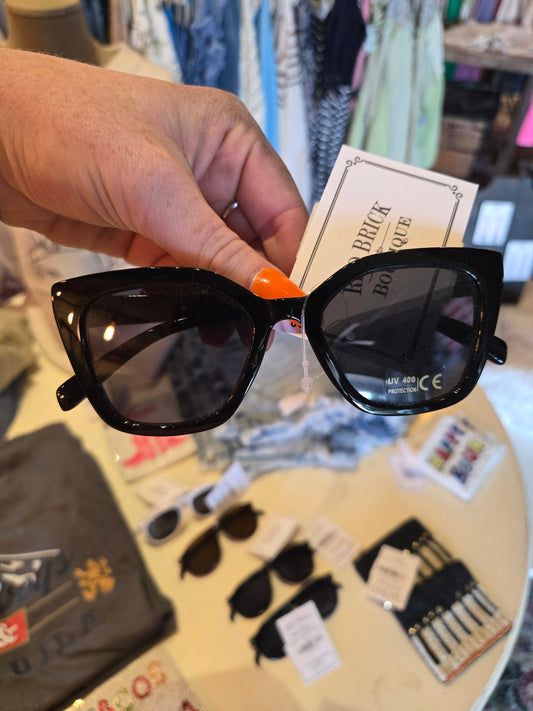 Looking Good Sunglasses